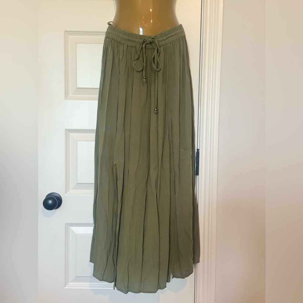 Free flowing maxi skirt